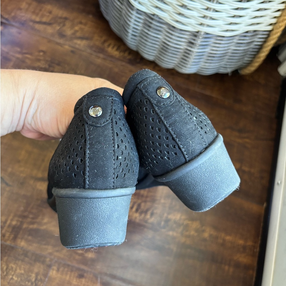 Anne Klein Black Peep-Toe Flats - Picture 4 of 5